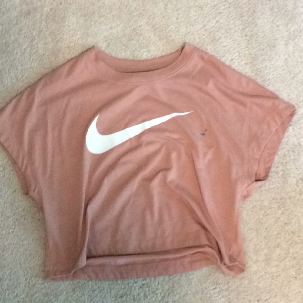 Nike Crop Top